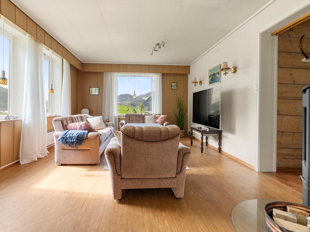 124/1 REDALSVIKA bei Førde - 3