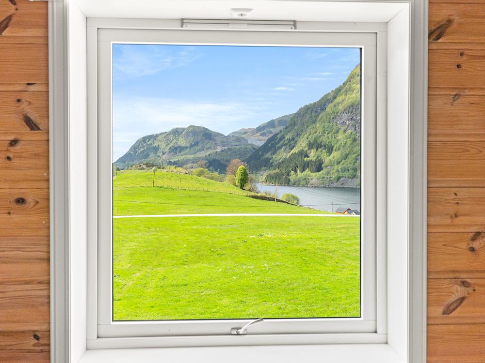 124/1 REDALSVIKA bei Førde - 8