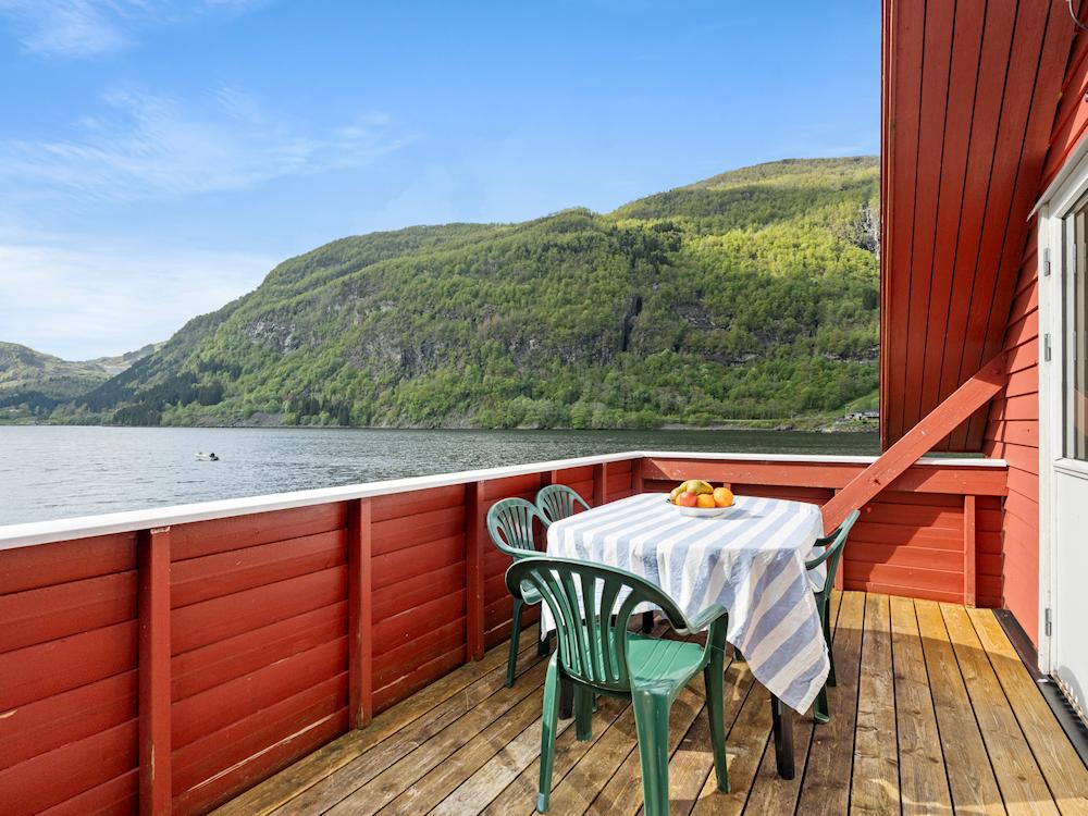 124/2 REDALSVIKA bei Førde - 6