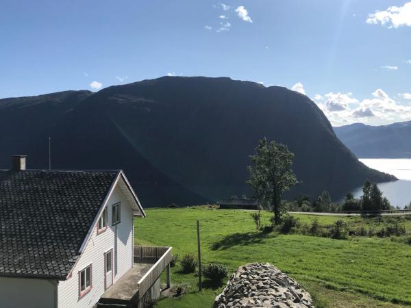 113/1 BERGE am Sognefjord
