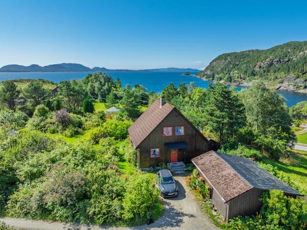 160/1 SVORTEVIK am Førdefjord