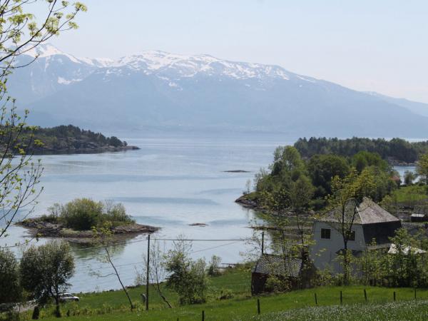 81/5 TYSNES am Hardangerfjord